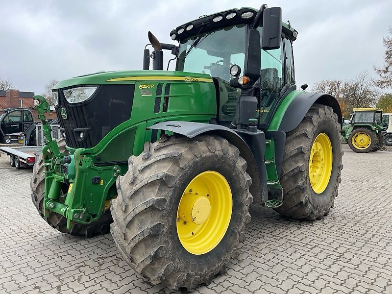 E-FARM: John Deere 6250 R - Traktor - id LVFZ1VL - Baujahr: 2019 - Abgelesene Motorstunden: 5.775,Motorleistung (PS): 250,Deutschland