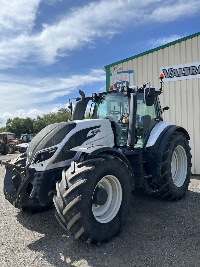 Valtra T 174 Traktor 80 000 €