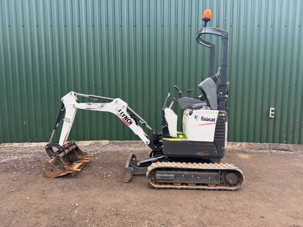Bobcat E10z Mini kotrógép 16 096 EUR