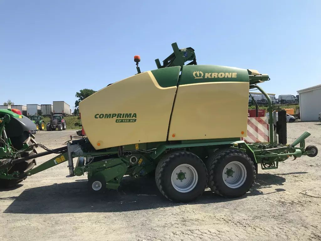 E-FARM: Krone Comprima CF 155 XC - Presse à balles - id ZBKB7JB - 72 000 € - Année: 2020 - France