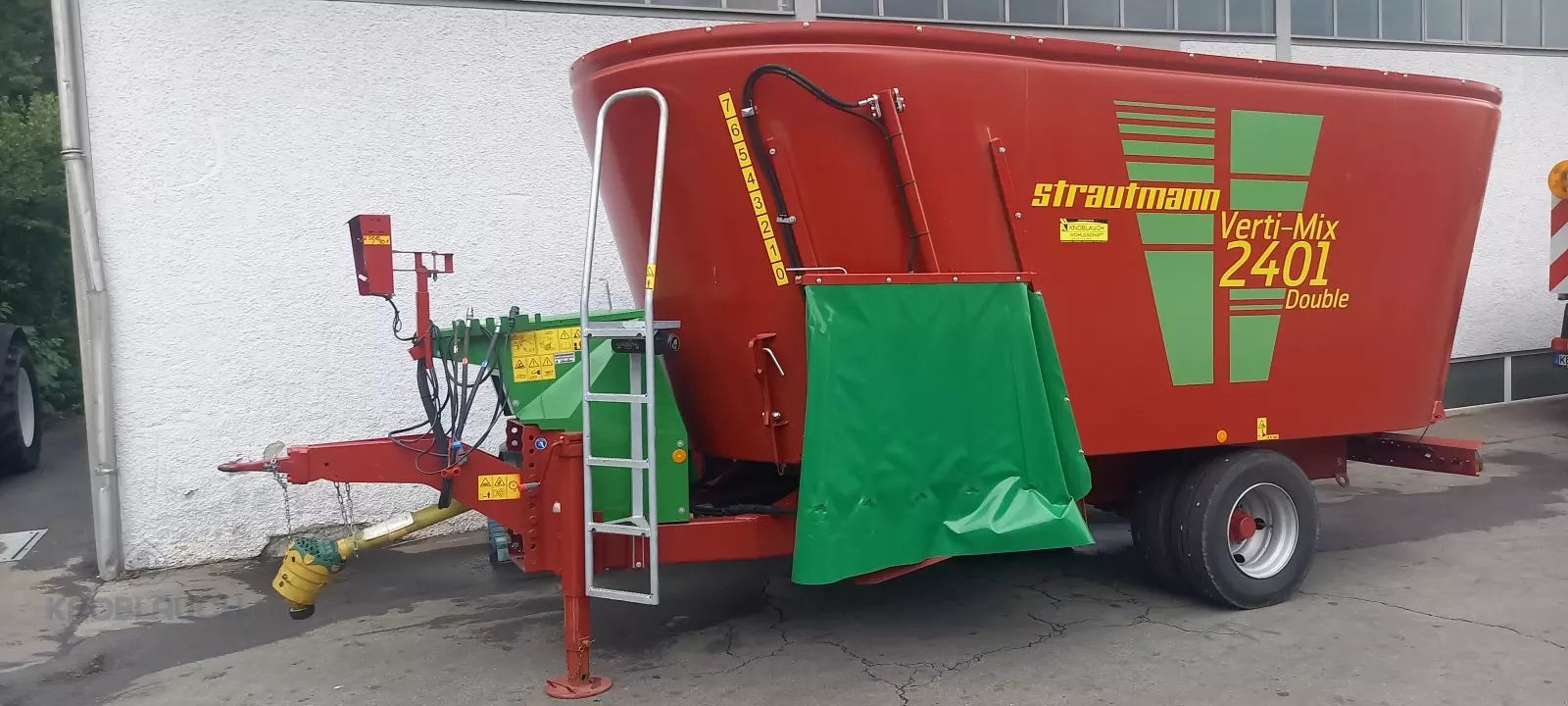E-FARM: Strautmann Verti-Mix 2401 - Mezcladora de alimentos - id E4QFNCZ - 42.437 € - Año: 2022 - Alemania