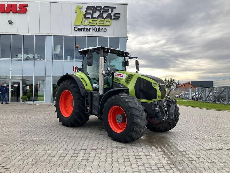 Claas Axion 870 Tractor €104,859