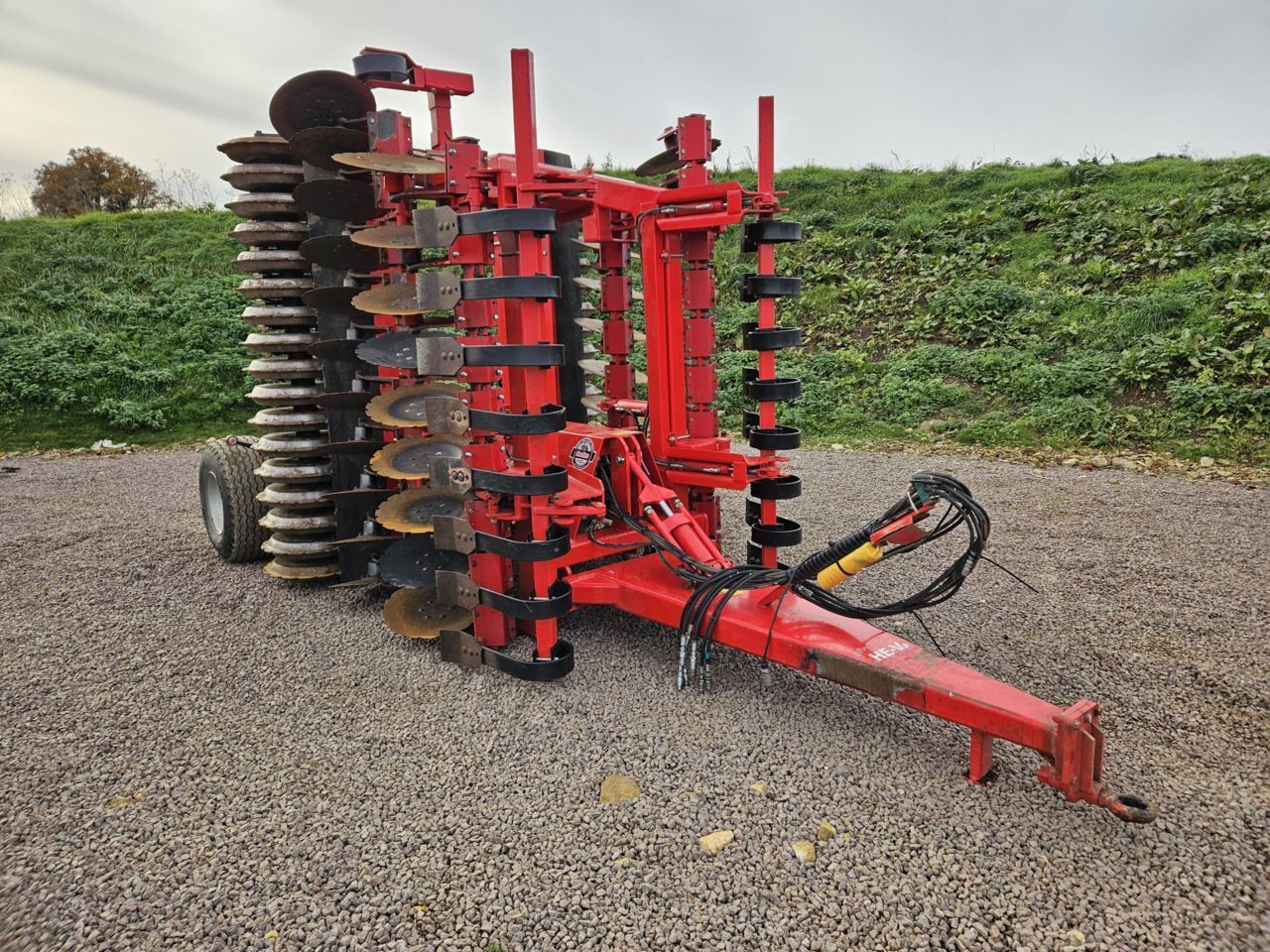 E-FARM: HE-VA - Walze - id U5AGBFT - 22.252 € - Baujahr: 2015 - Vereinigtes Königreich