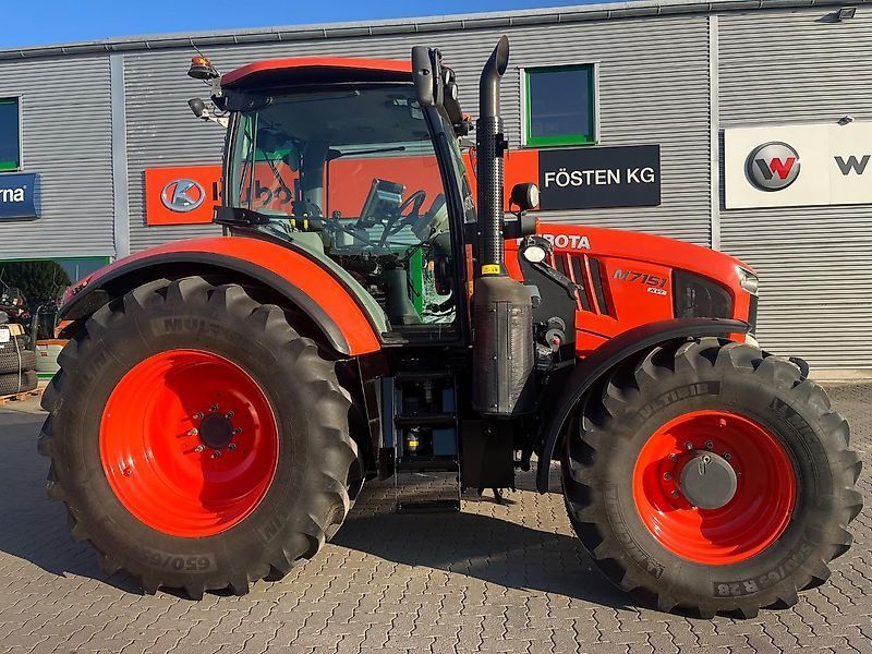 E-FARM: Kubota M7151 - Tractor - id 8J4STIW - 52.000 € - Año: 2019 - Horas: 5239,Alemania