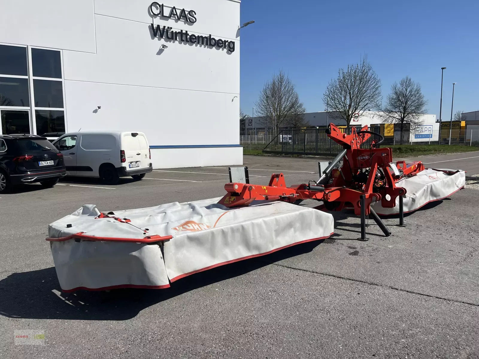 E-FARM: Kuhn GMD 8730 - Faucheuse - id VVE1YJJ - 16 900 € - Année: 2014 - Lecture du nombre d'heure: 1 600,Allemagne