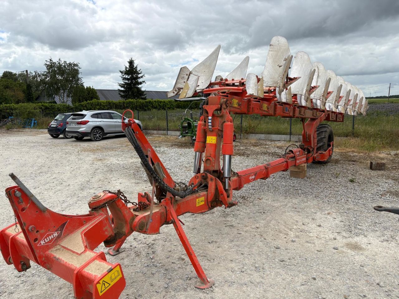 Kuhn multi-leader Pług 17 250 €