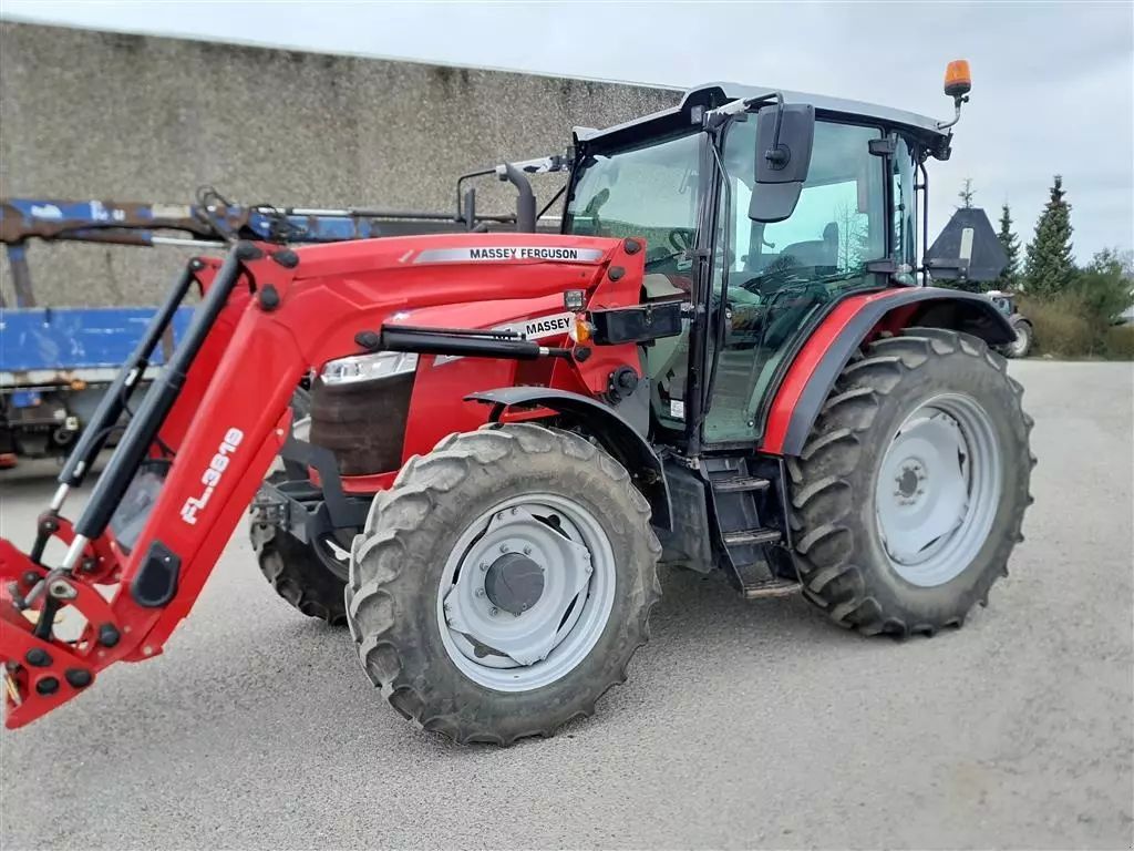 Massey Ferguson 5710 S Traktor 50 201 €