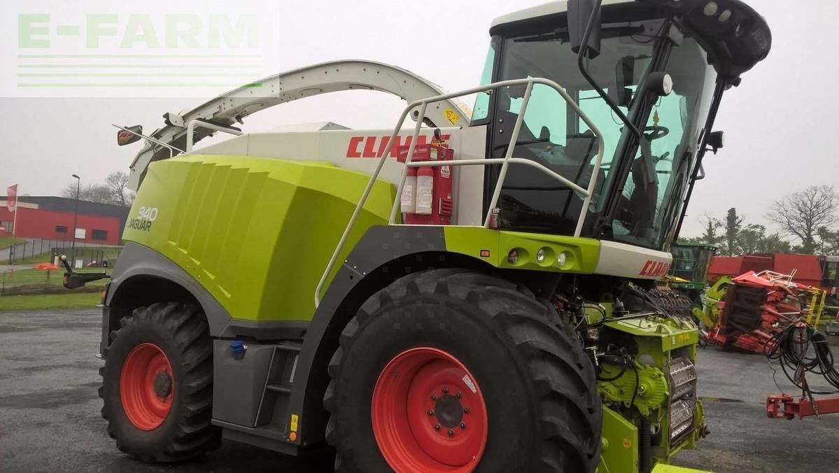 E-FARM: Claas Jaguar 940 - Ensileuse automotrice - id LQGRDNJ - 145 000 € - Année: 2015 - Lecture du nombre d'heure: 2 453,France