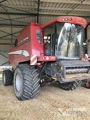 E-FARM: Laverda M 306 - Moissoneuse-batteuse - id QBAQQCN - 52 000 € - Année: 2007 - Lecture du nombre d'heure: 5 200,France