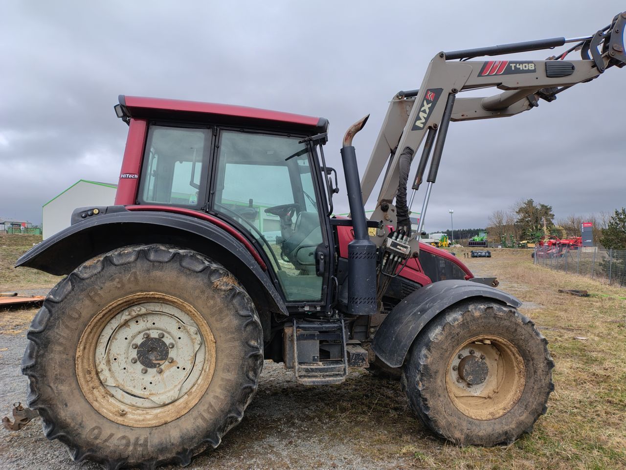 E-FARM: Valtra N103 - Tracteur - id TU5Q794 - 42 000 € - Année: 2014 - Lecture du nombre d'heure: 5 950,Puissance du moteur (chevaux): 100,France