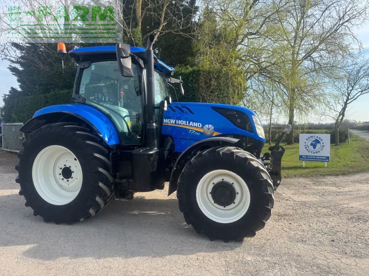 New Holland T7.210 Tractor 73.965 EUR