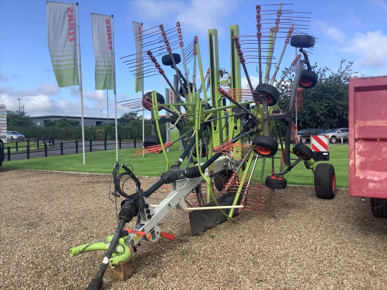 Claas Liner 2900 Tedder €12,036