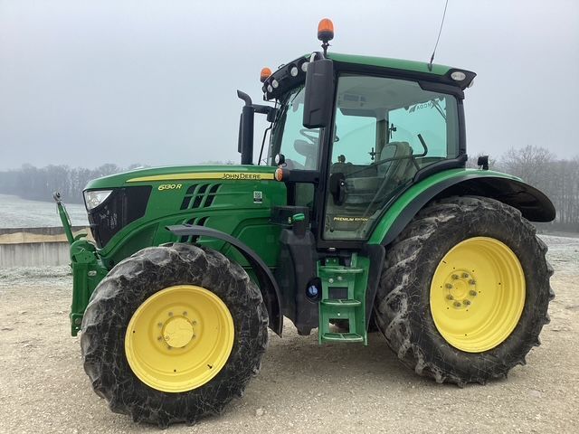 E-FARM: John Deere 6130 R - Traktor - id FHA37CJ - 79 000 € - Rok produkcji: 2019 - Motogodziny: 3200,Moc silnika: 130,Francja