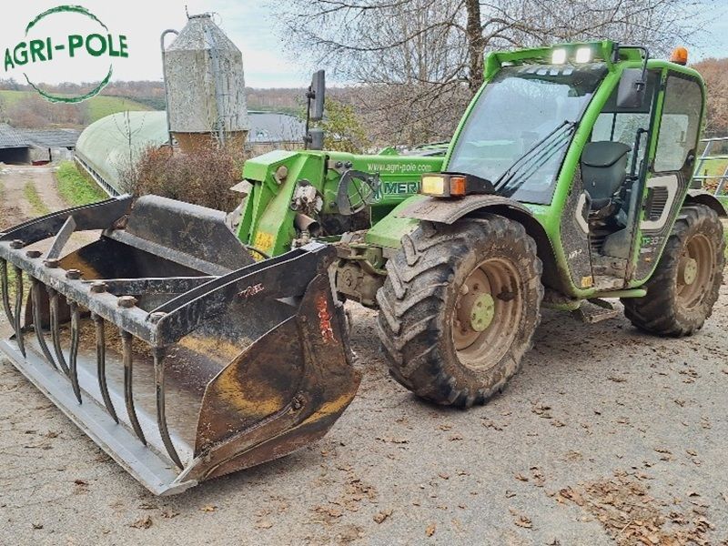 E-FARM: Merlo p33.7-115 - Chargeur télescopique  - id IUNKLR9 - Année: 2021 - Lecture du nombre d'heure: 4 900,France