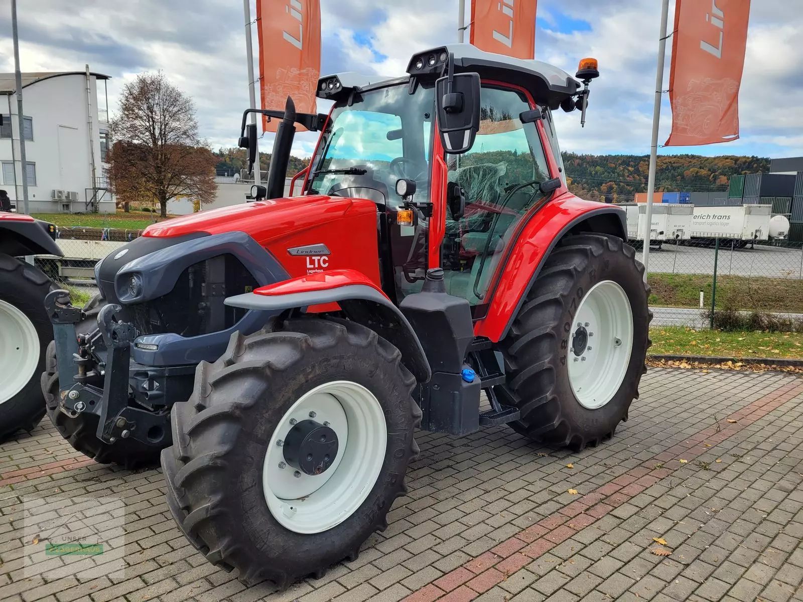 Lindner Lintrac 95 LS Traktor 73.009 €