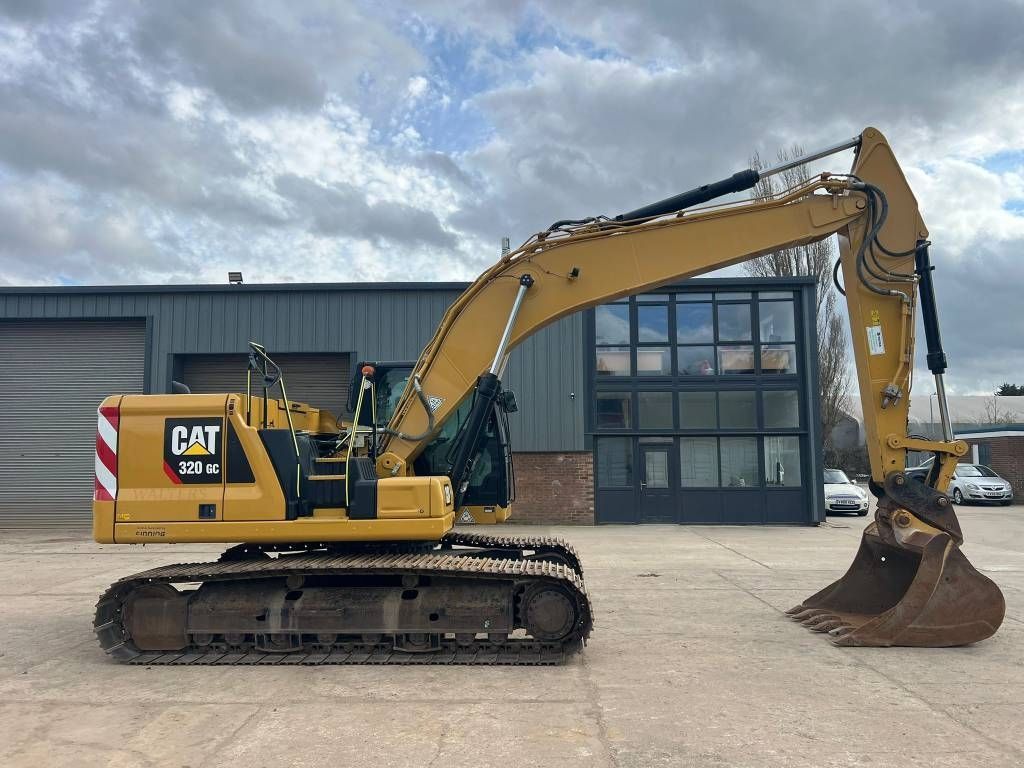Caterpillar 320 gc Koparka gąsienicowa 62 328 €