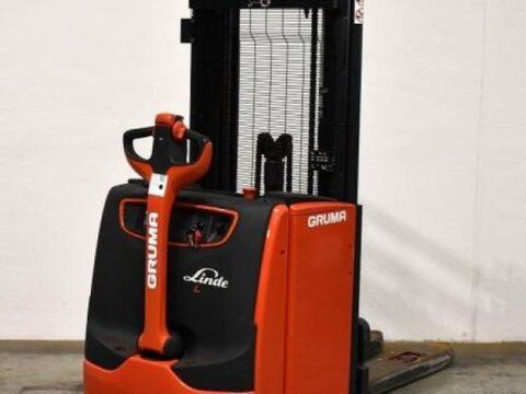E-FARM: Linde l 20 1173 - Chariot élévateur - id BWSNZAY - 12 500 € - Année: 2020 - Lecture du nombre d'heure: 122,Allemagne