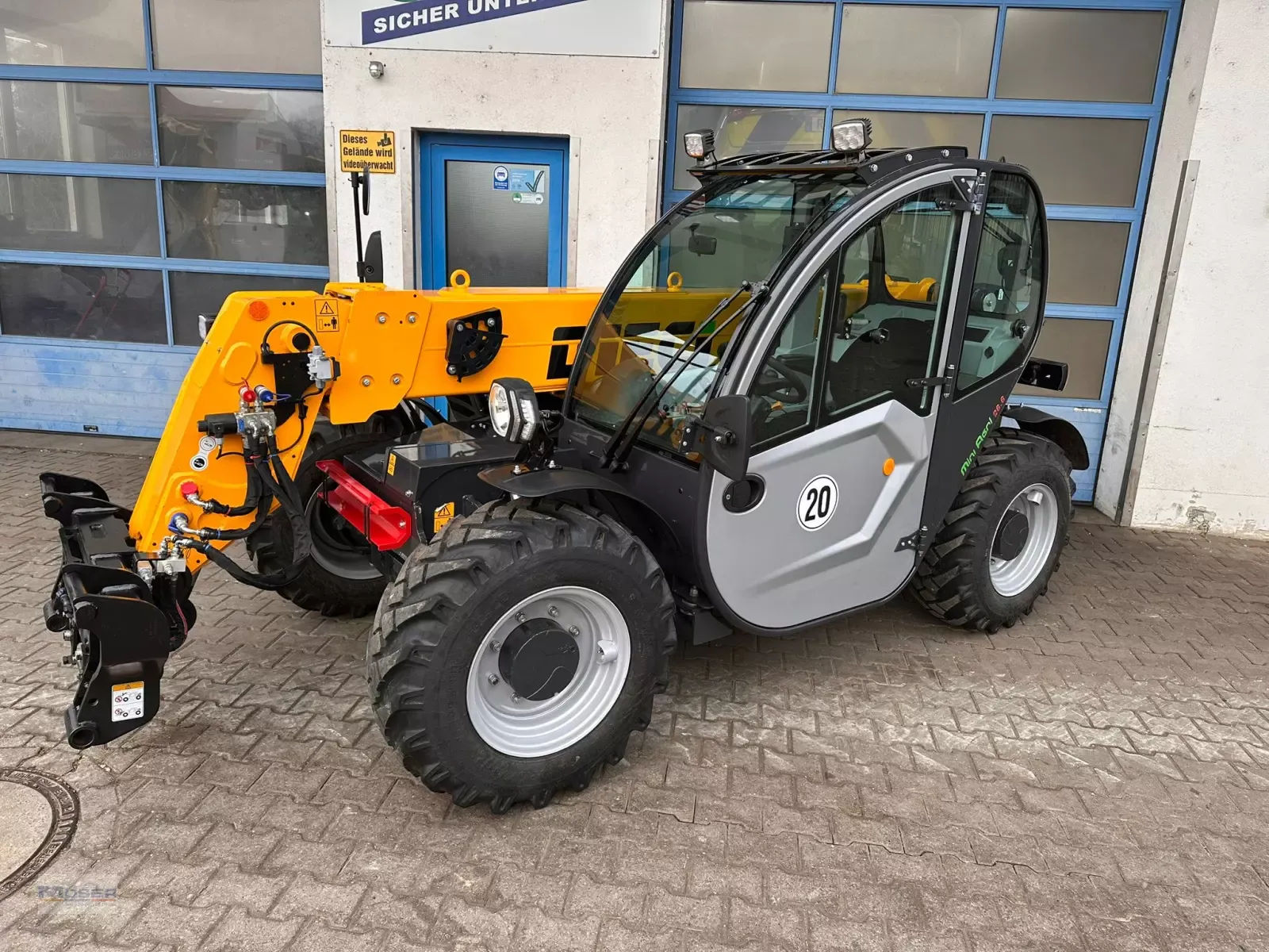 E-FARM: Dieci mini agri 26.6 - Teleskoplader - id JRXLMTF - 55.990 € - Baujahr: 2024 - Abgelesene Motorstunden: 194,Motorleistung (PS): 75,Deutschland