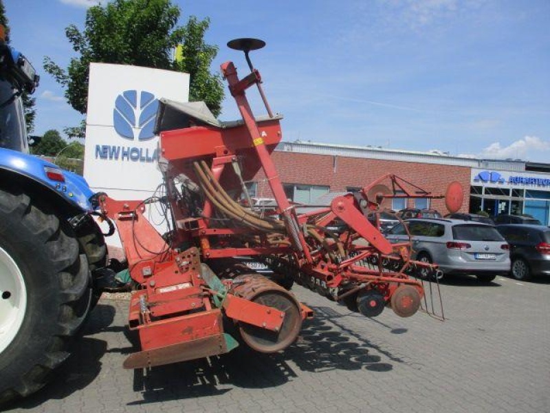 Kverneland accord da + kreiselegge + walze drill €11,835