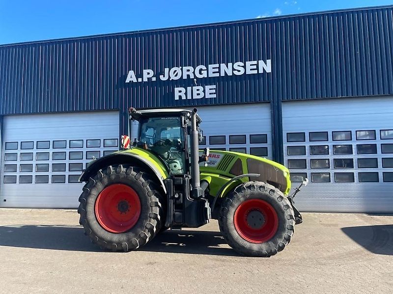Claas Axion 930 CMATIC Tractor €133,640