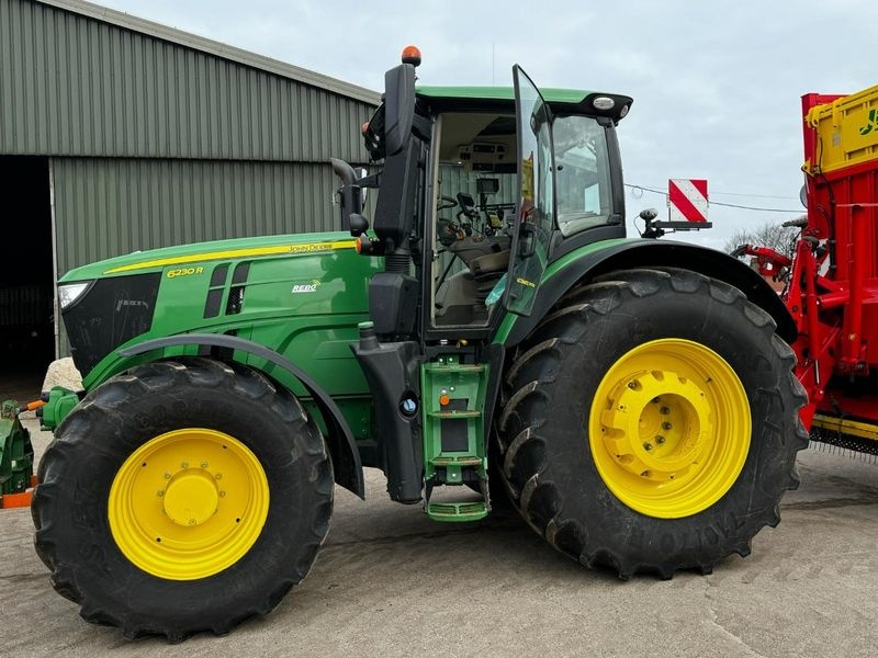 John Deere 6230 R tractor €164,000