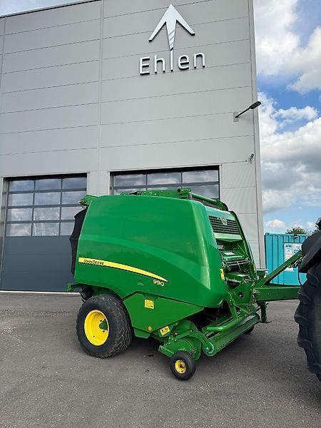 John Deere 990 Baler €18,900