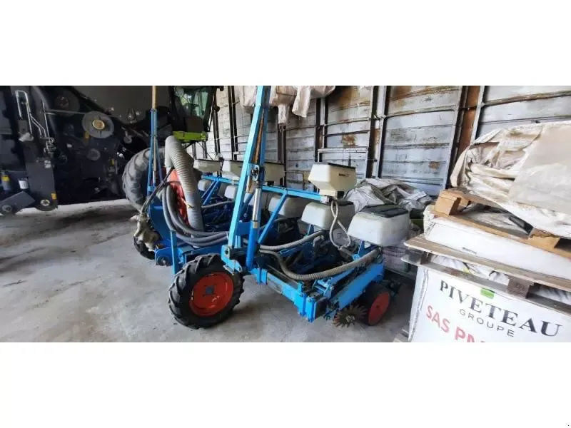 E-FARM: Monosem ng+ - Vetőgép - id WGPITSB - 7500 EUR - Gyártási év: 1999 - Franciaország