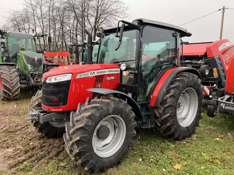 E-FARM: Massey Ferguson 4709M - Tractor - id 88QSSAH - €47,731 - Year of construction: 2023 - Engine hours: 80,Engine power (HP): 90,Germany