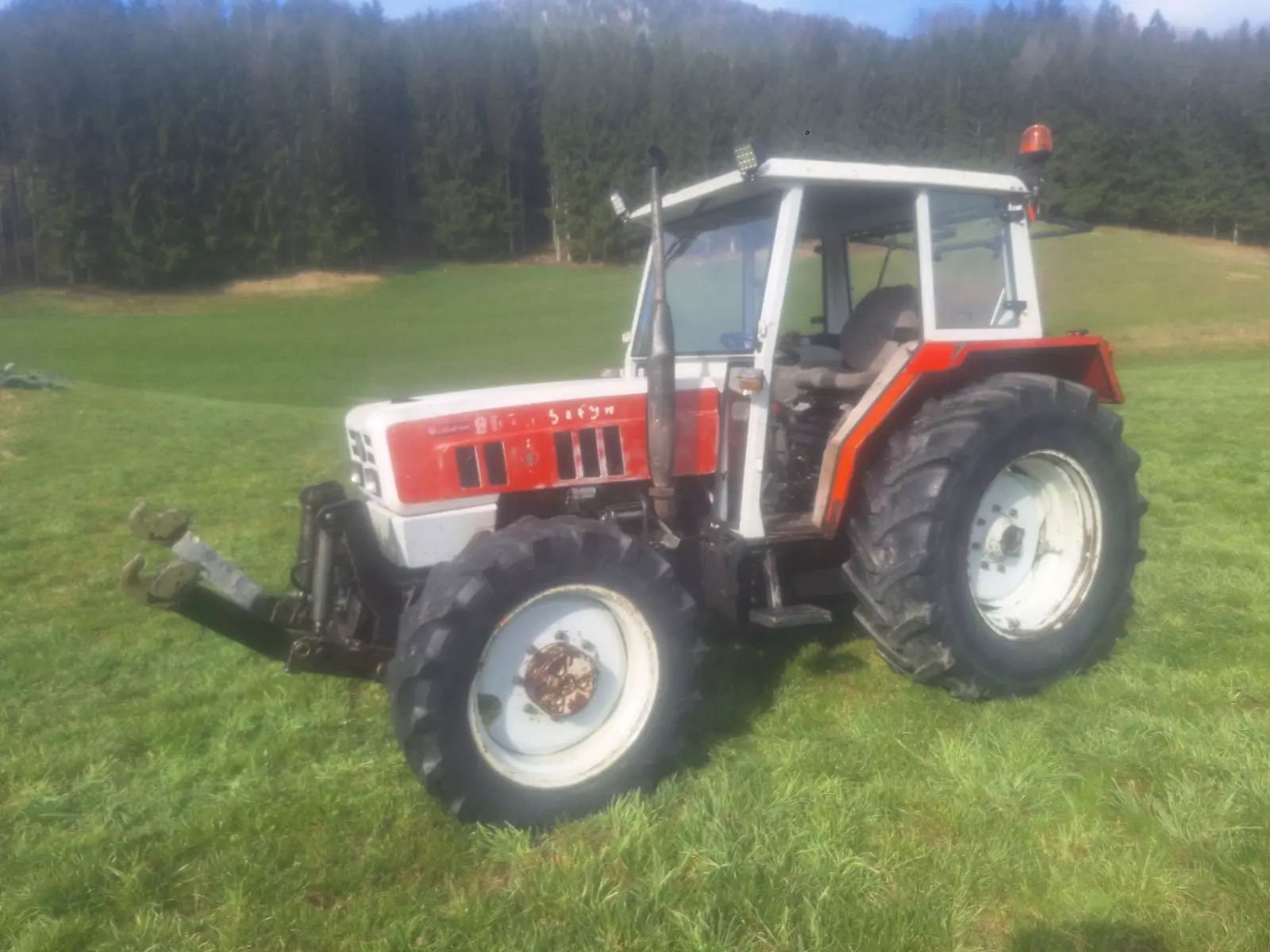 Steyr 8075 Traktor 21.800 €