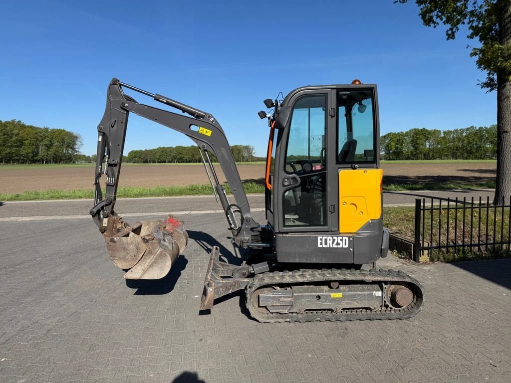 VOLVO ecr25d Mini excavadora  26.500 €