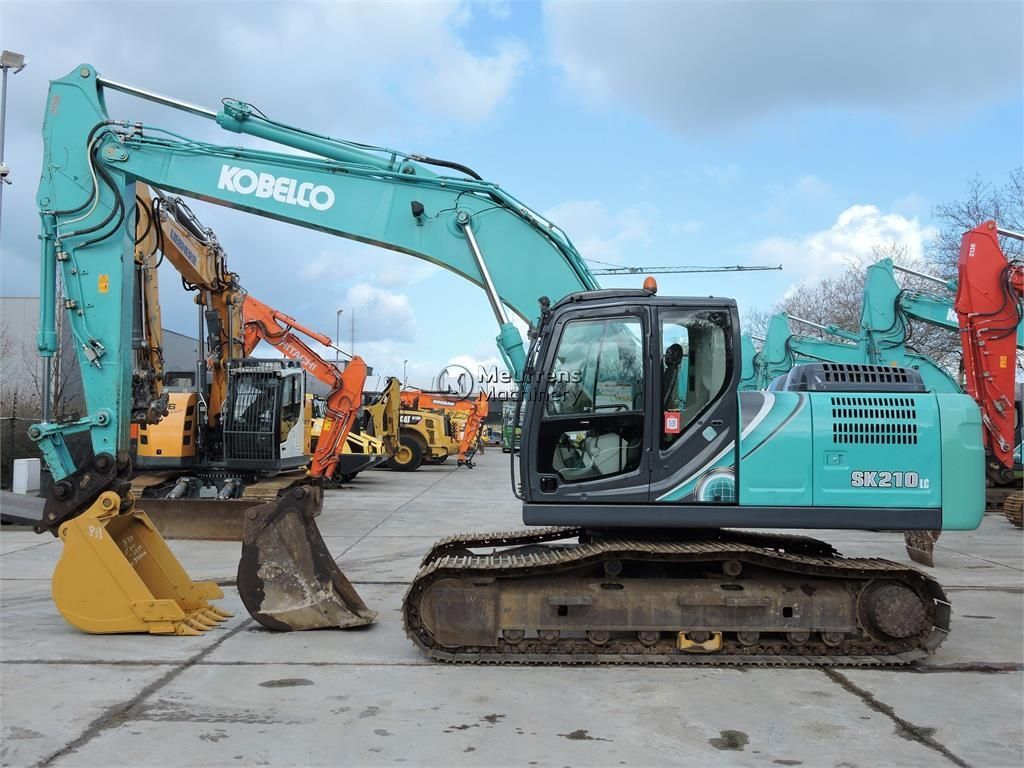 Kobelco sk210 Lánctalpas kotrógép 51 000 EUR