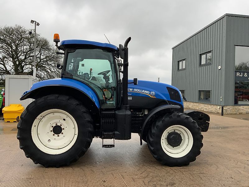 New Holland T7.210 Tractor 50.694 €