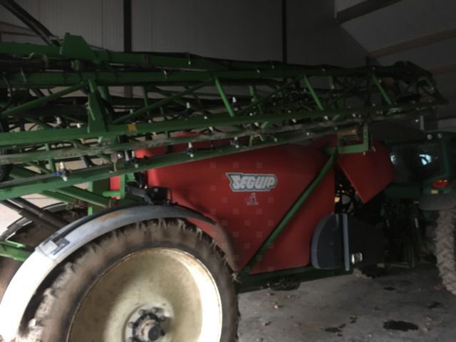 E-FARM: Seguip svx - Pulvérisateur - id AA3YKYB - 10 000 € - Année: 2008 - France