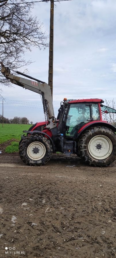 Valtra N 135 H Tractor €69,503