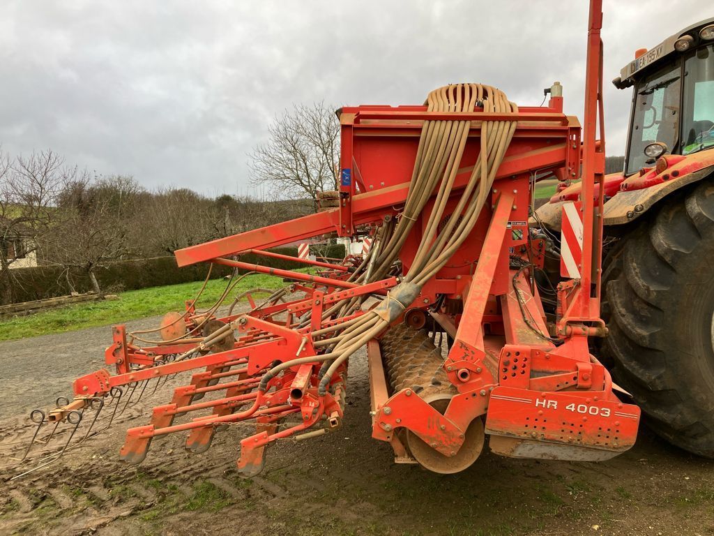E-FARM: Kuhn AL 401 - Drilling machine combination - id 5IXXCQA - €12,500 - Year of construction: 1997 - France