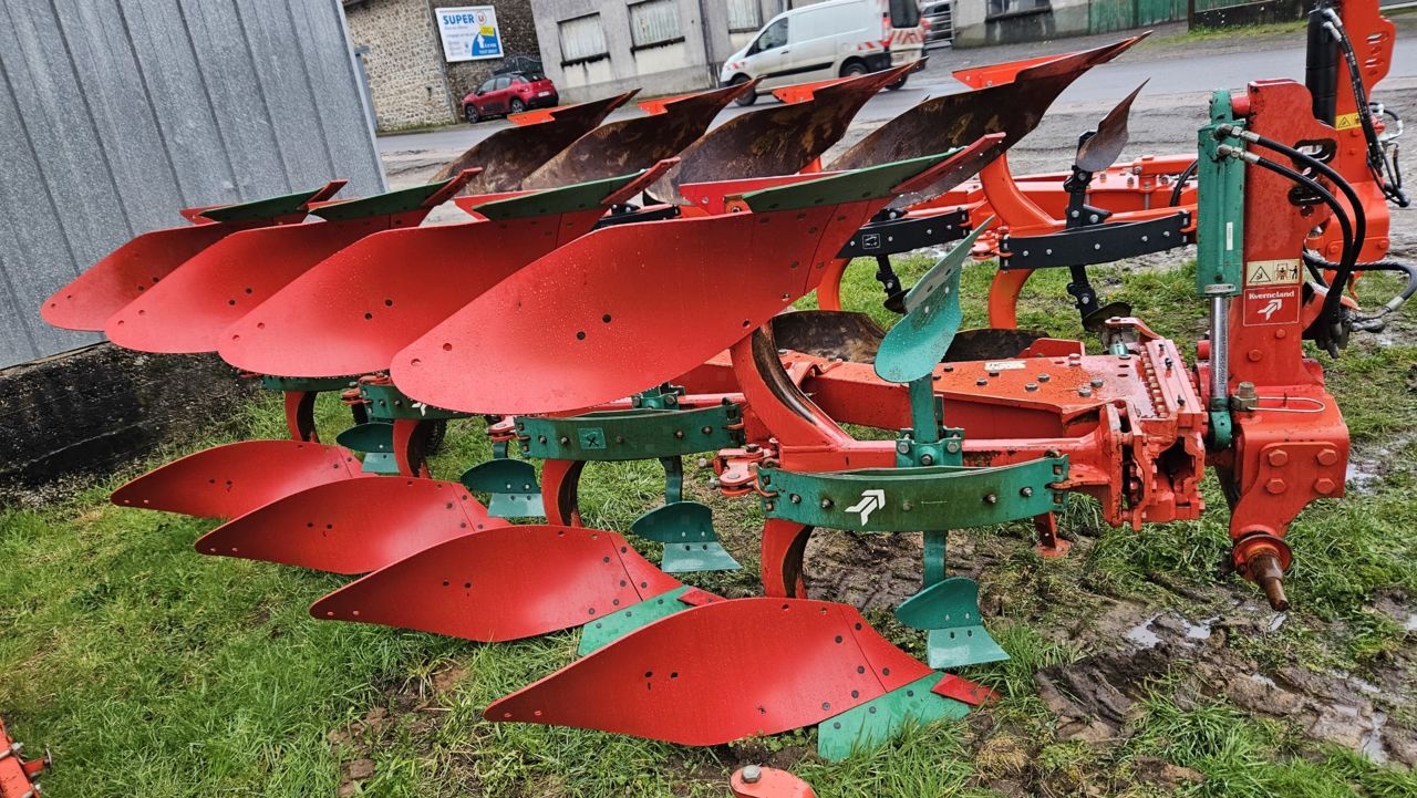 Kverneland ES 100 plough €10,000