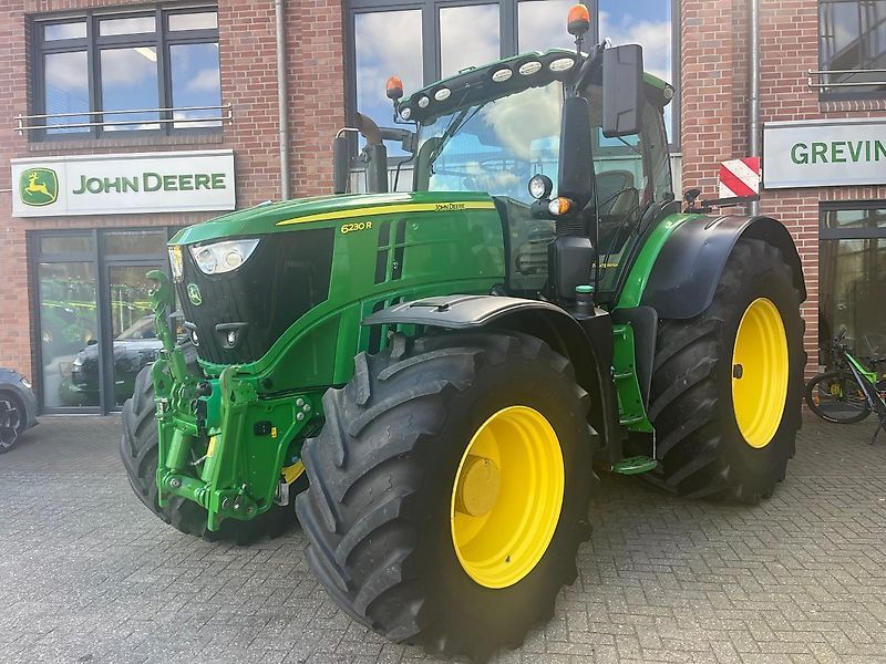 John Deere 6230 R Tractor 125.000 EUR