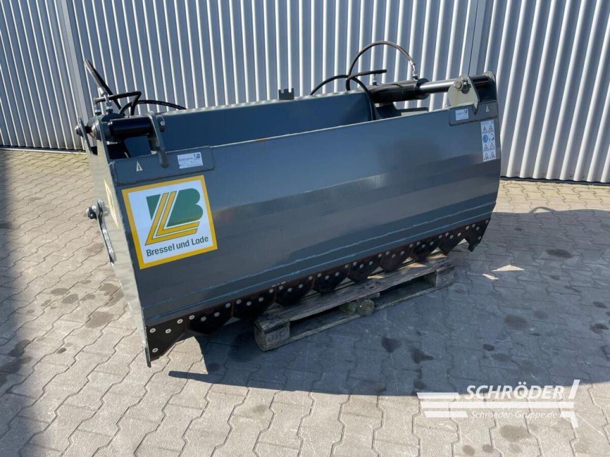 E-FARM: Bressel und Lade silageschneidschaufel s l 1,99 m - Allegato - id RQT71MS - 5.700 € - Anno di costruzione: 2022 - Germania