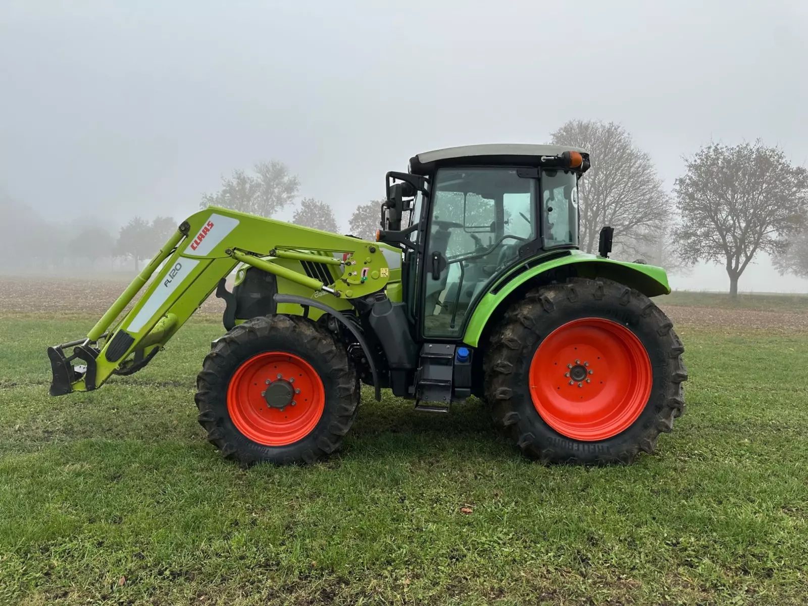 Claas Arion 440 Traktor 48.900 €