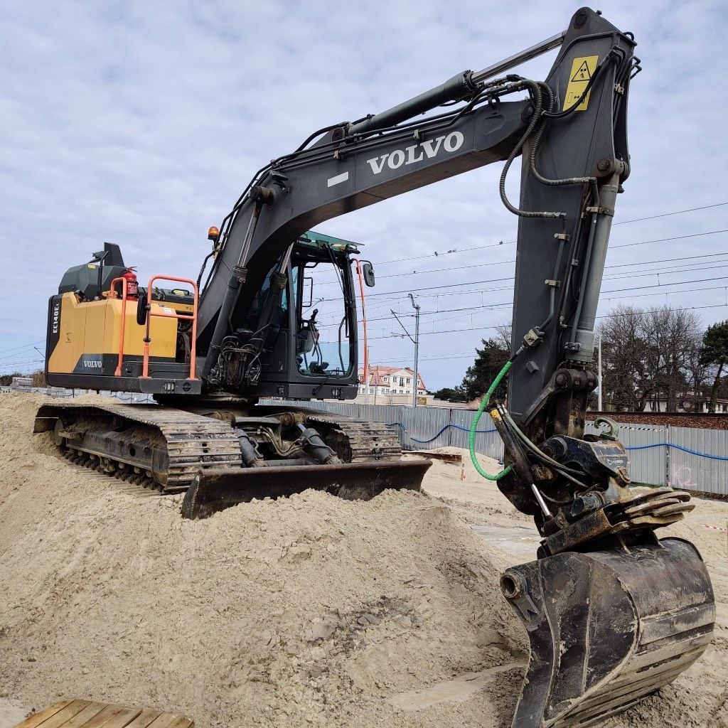 VOLVO ec 140 el Raupenbagger 68.199 €