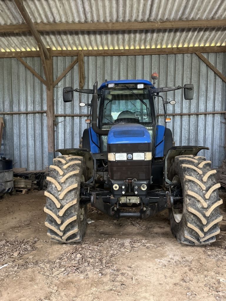 New Holland TM 155 Трактор 30 000 €