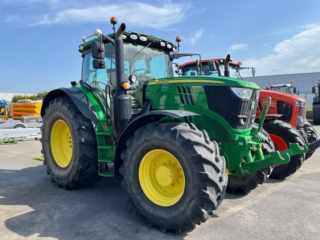 John Deere 6175 R Tractor €102,000