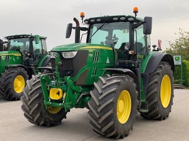John Deere 6215 R Tractor 150.214 EUR