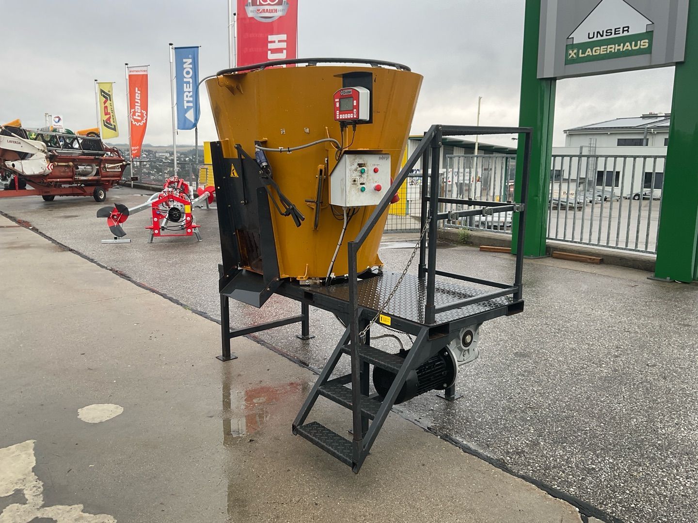 E-FARM: MAMMUT PM 1.5 ST - Mixer feeder - id SECB9JE - €8,540 - Year of construction: 2015 - Austria
