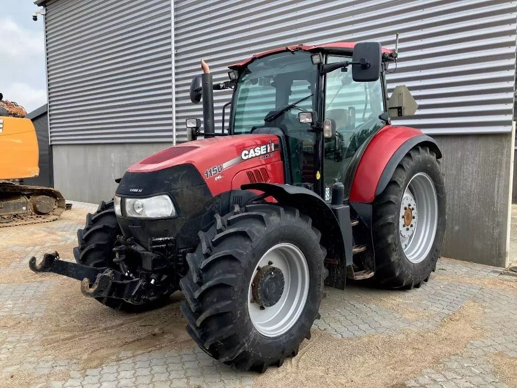 Case IH Farmall 115 U Tractor 34.673 EUR