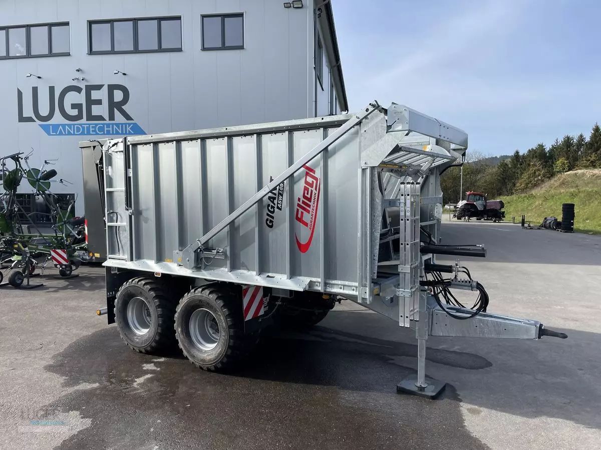 Fliegl asw 160 fox lenkachse Forage transport €33,250