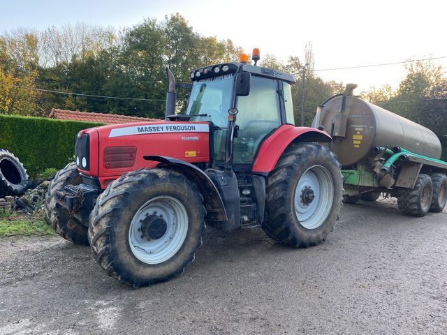 E-FARM: Massey Ferguson 6495 - Tractor - id J33MMP5 - €25,000 - Year of construction: 2003 - Engine hours: 7,300,Engine power (HP): 190,France
