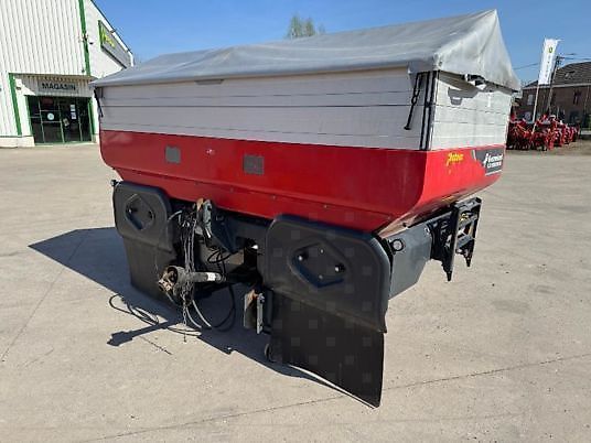 E-FARM: Kverneland tlx 3225 geospre - Esparcidor de abono - id QRLVSNK - 15.500 € - Año: 2020 - Francia