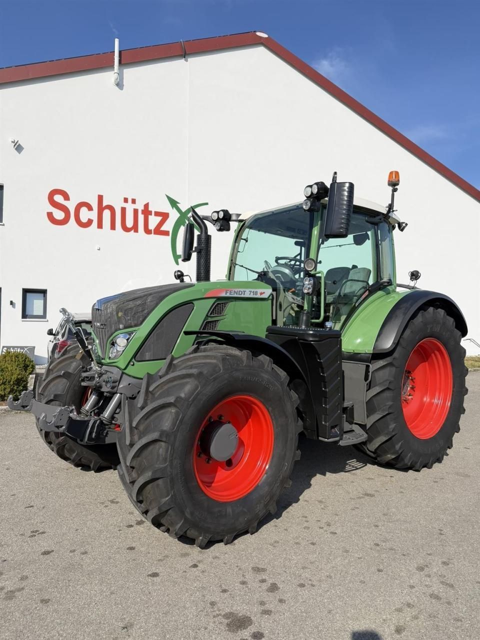 Fendt 718 Vario Traktor 68 000 €