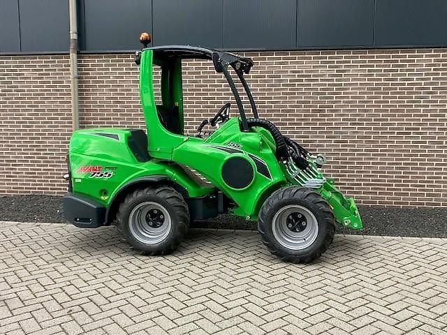 Avant 755 tdl+ Kerekes rakodógép